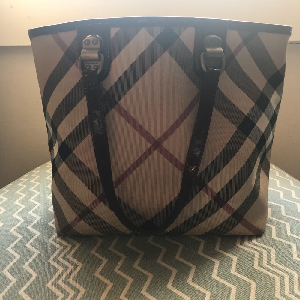 Burberry Nova Check Bucket Bag